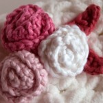 Simple Rosettes and Leaves on Toot Sweet Bonnet free patterns mooglblog.com