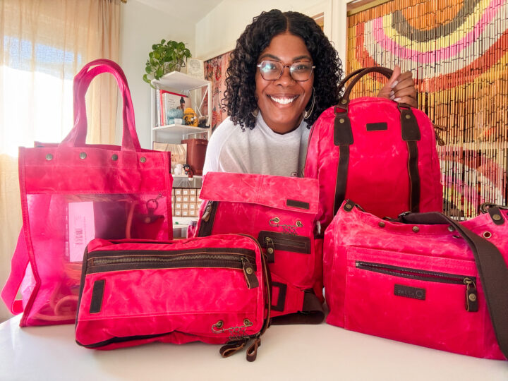 della Q and TL Yarn Crafts Vivid Rose Maker's Mini Messenger Giveaway