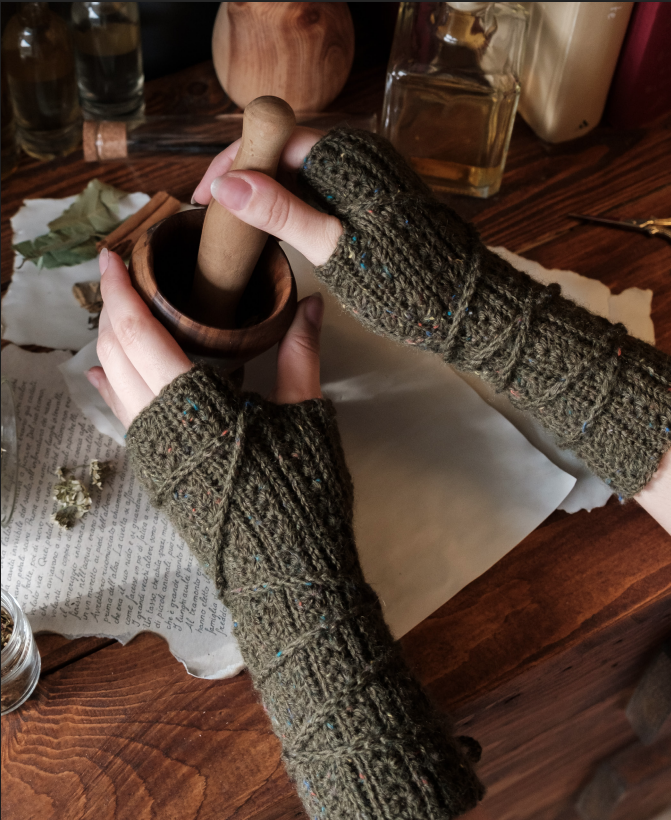 Fantasy Crochet by Jessica Bertolina Review and Giveaway