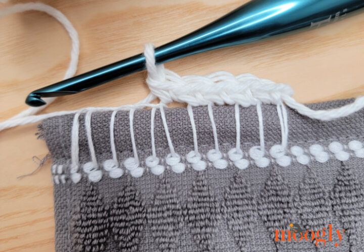 How to Sew the Blanket Stitch for Crochet Borders and More