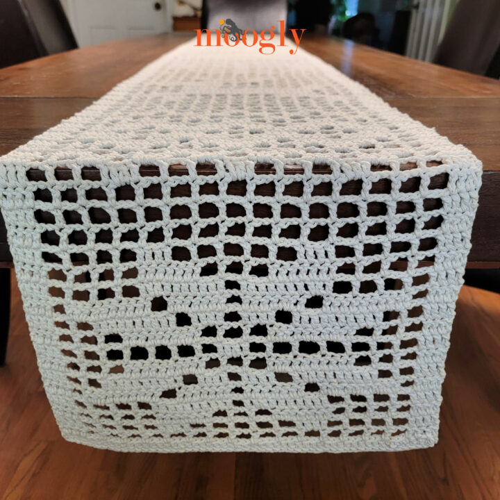 Mix and Match Holiday Filet Table Runner